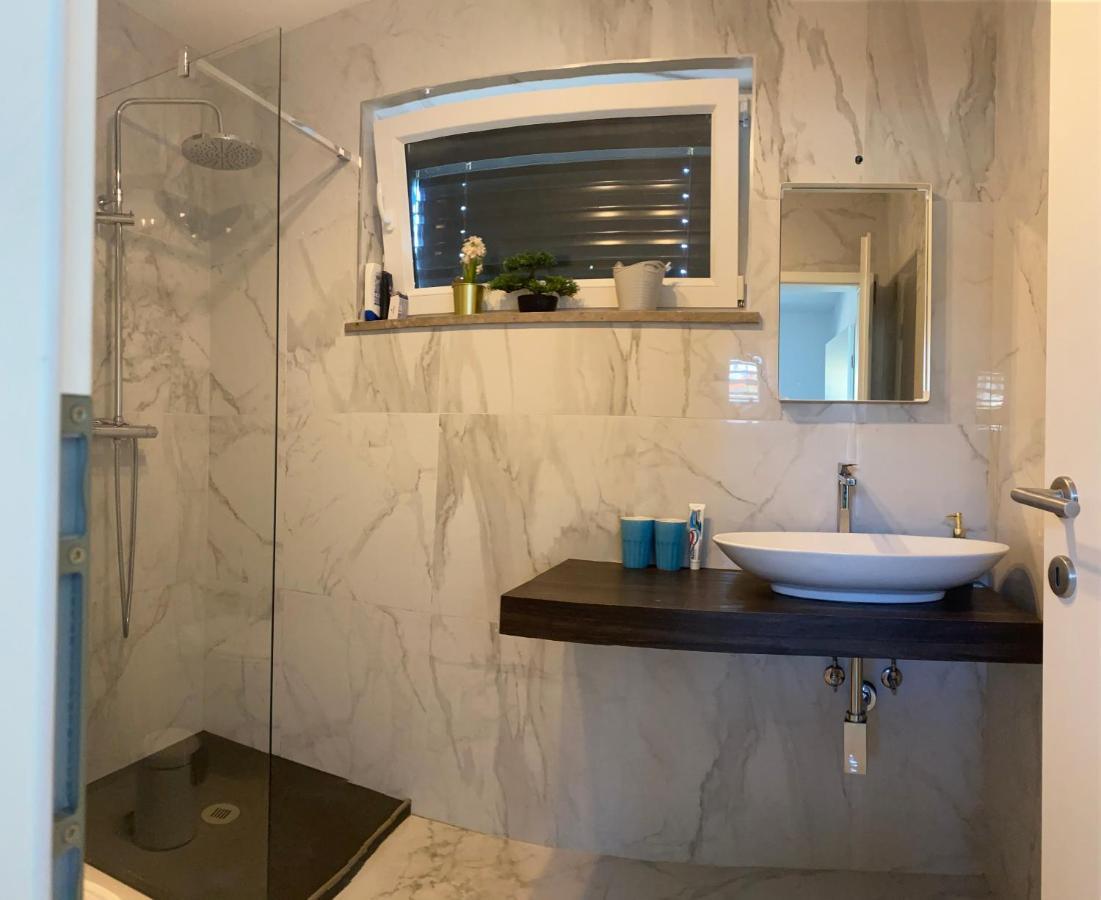 Apartma Chiara Apartment อังคาราน ภายนอก รูปภาพ
